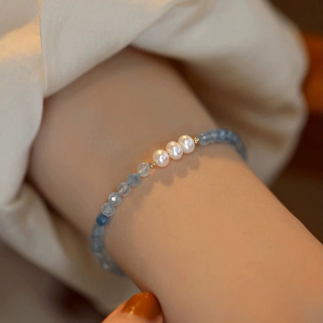 Aquamarine bracelet, natural freshwater pearl and raw crystal bracelet - Lunaire Jewelry