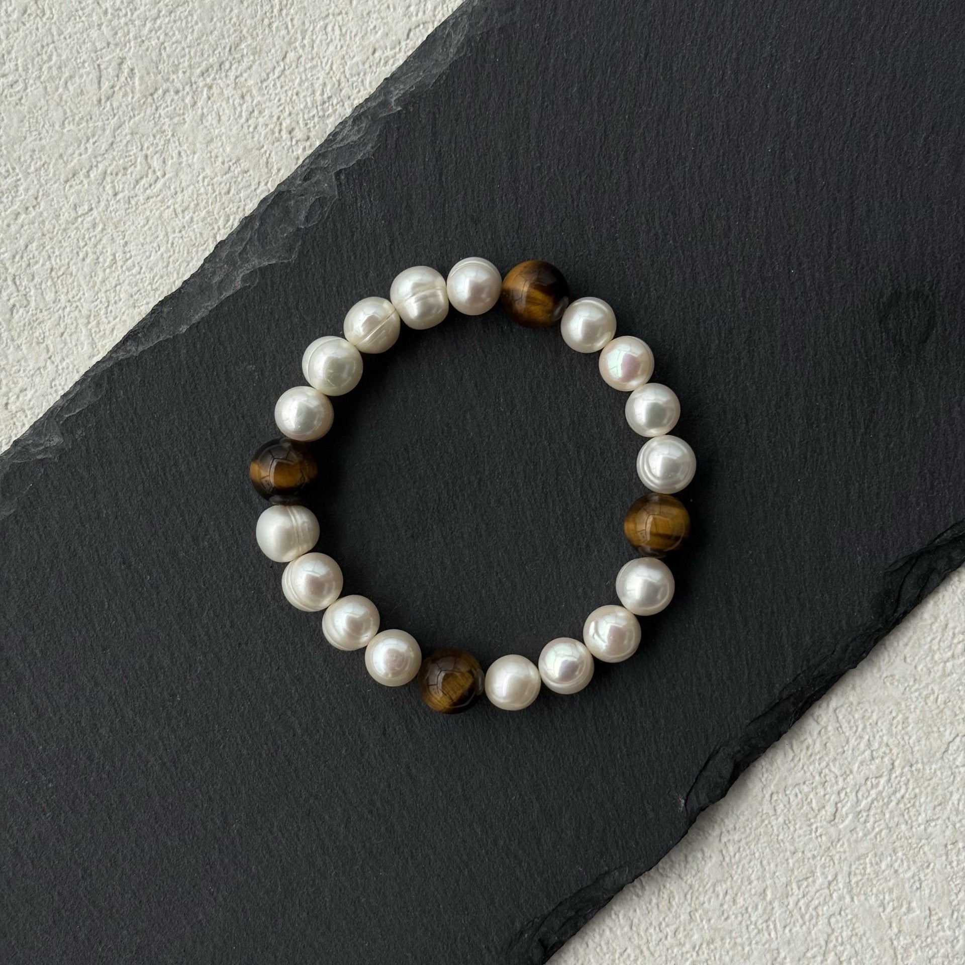 Black and white natural freshwater pearl bracelet - Lunaire Jewelry